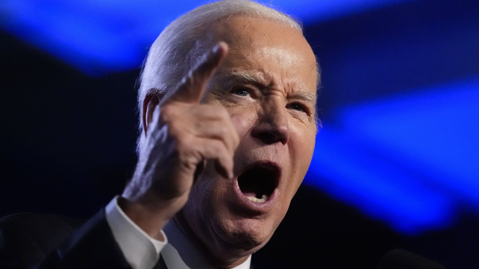 Joe Biden da visto bueno a una ley fronteriza con reformas «más duras» y facultades para cerrar la frontera