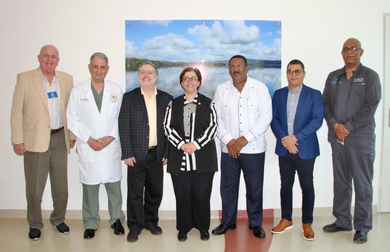 Acuerdo IMAHELPS y Ciudad Sanitaria Luis E. Aybar llevará a médicos y enfermeras de RD a capacitarse en EEUU