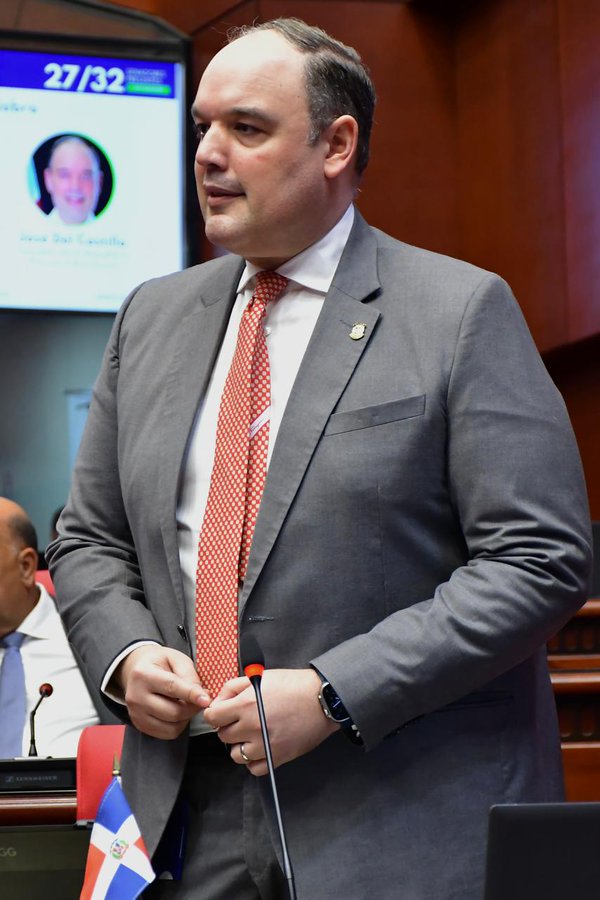 Candidato a senador José del Castillo llama a tomar medidas para prevenir el dengue