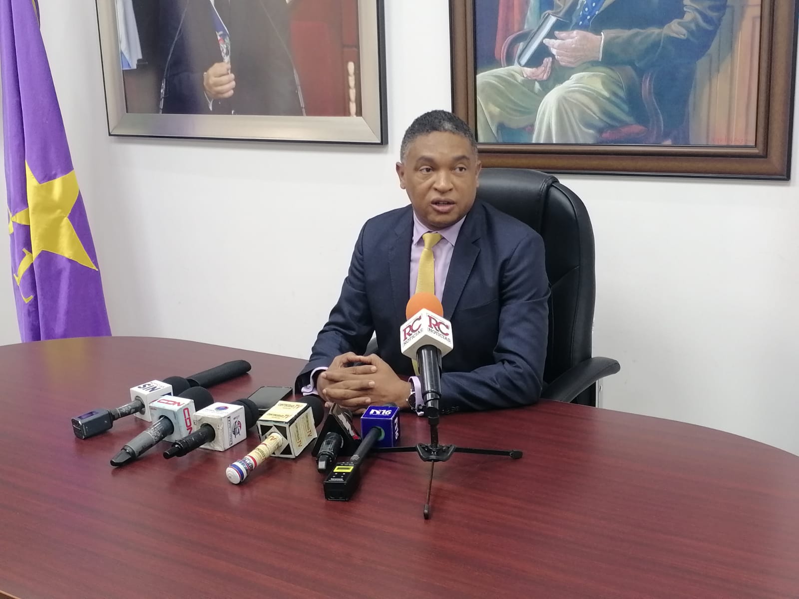 Yván Lorenzo anuncia su candidatura a la Secretaría General del PLD