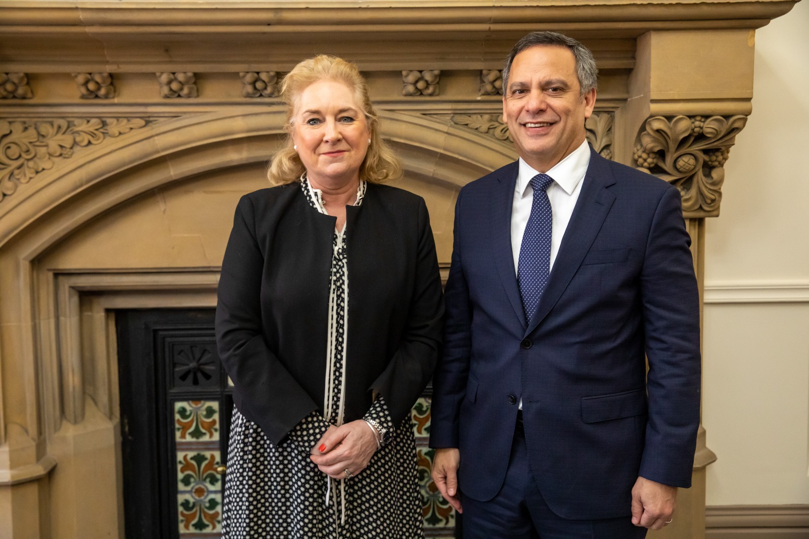 Poder Judicial dominicano y tribunales supremos de Inglaterra y Gales y  tratan colaboración judicial