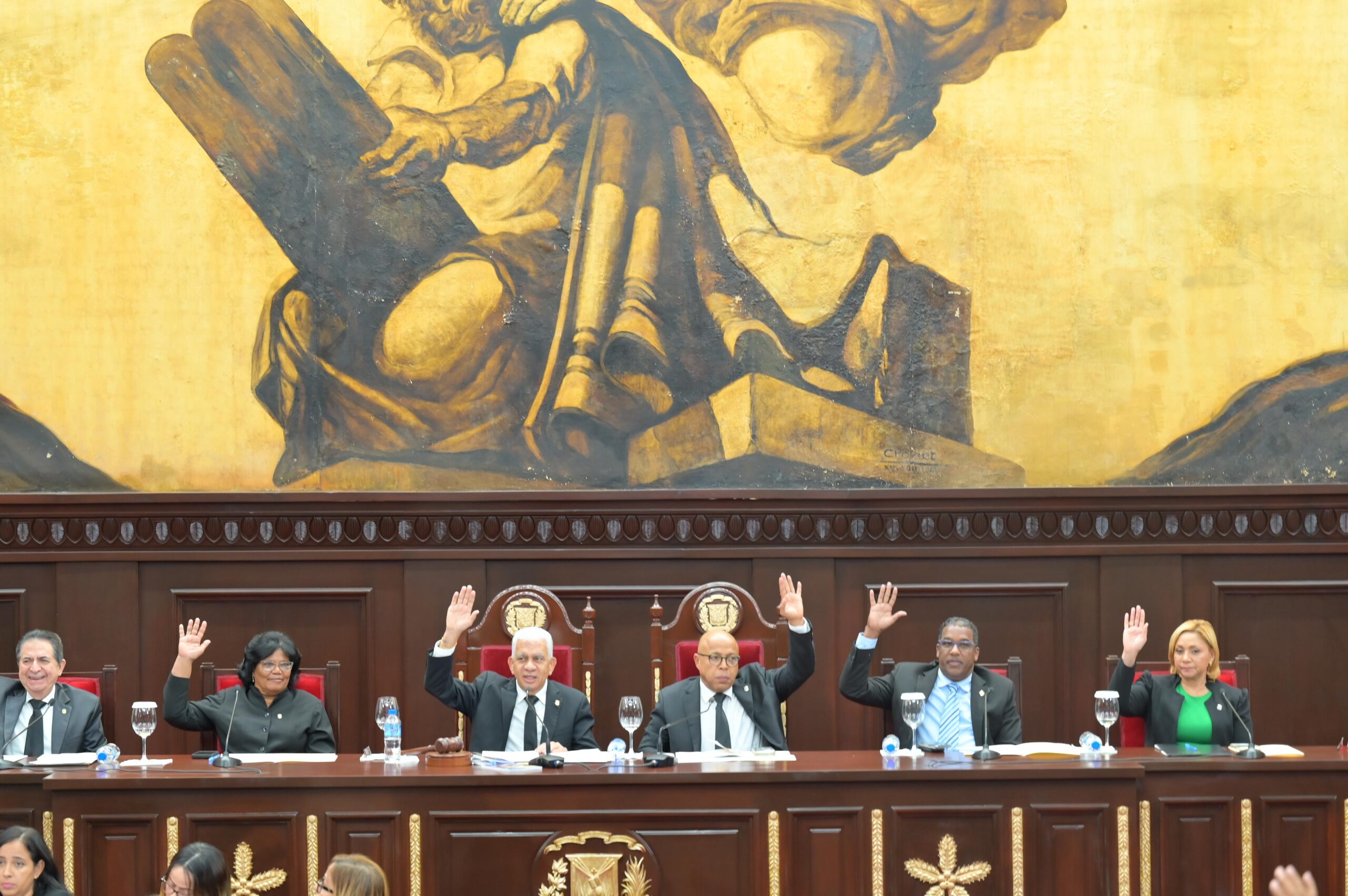 Asamblea Nacional aprueba resolución autoriza traslado de actos juramentación presidencial al Teatro Nacional