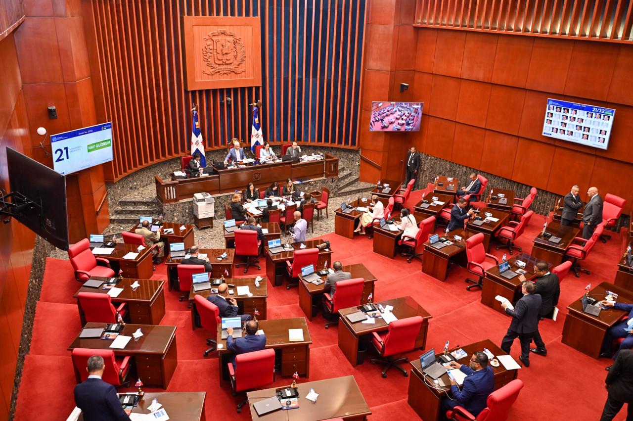 Senado aprueba en segunda lectura ley protección de los derechos laborales de periodistas