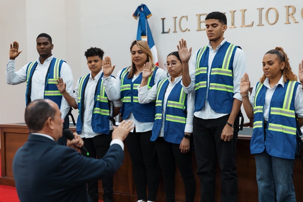 Alcaldía del DN designa nuevos inspectores de Planeamiento Urbano