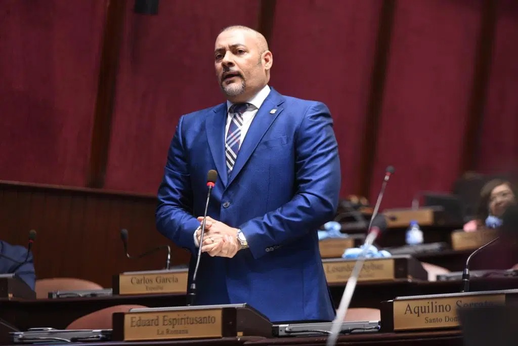Electo senador Edward Espiritusanto afirma irse satisfecho como diputado y ahora como senador su entrega será mucho mayor