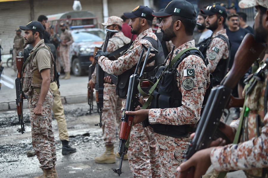 Enfrentamientos entre insurgentes y militares causan 44 muertos en el sur de Pakistán