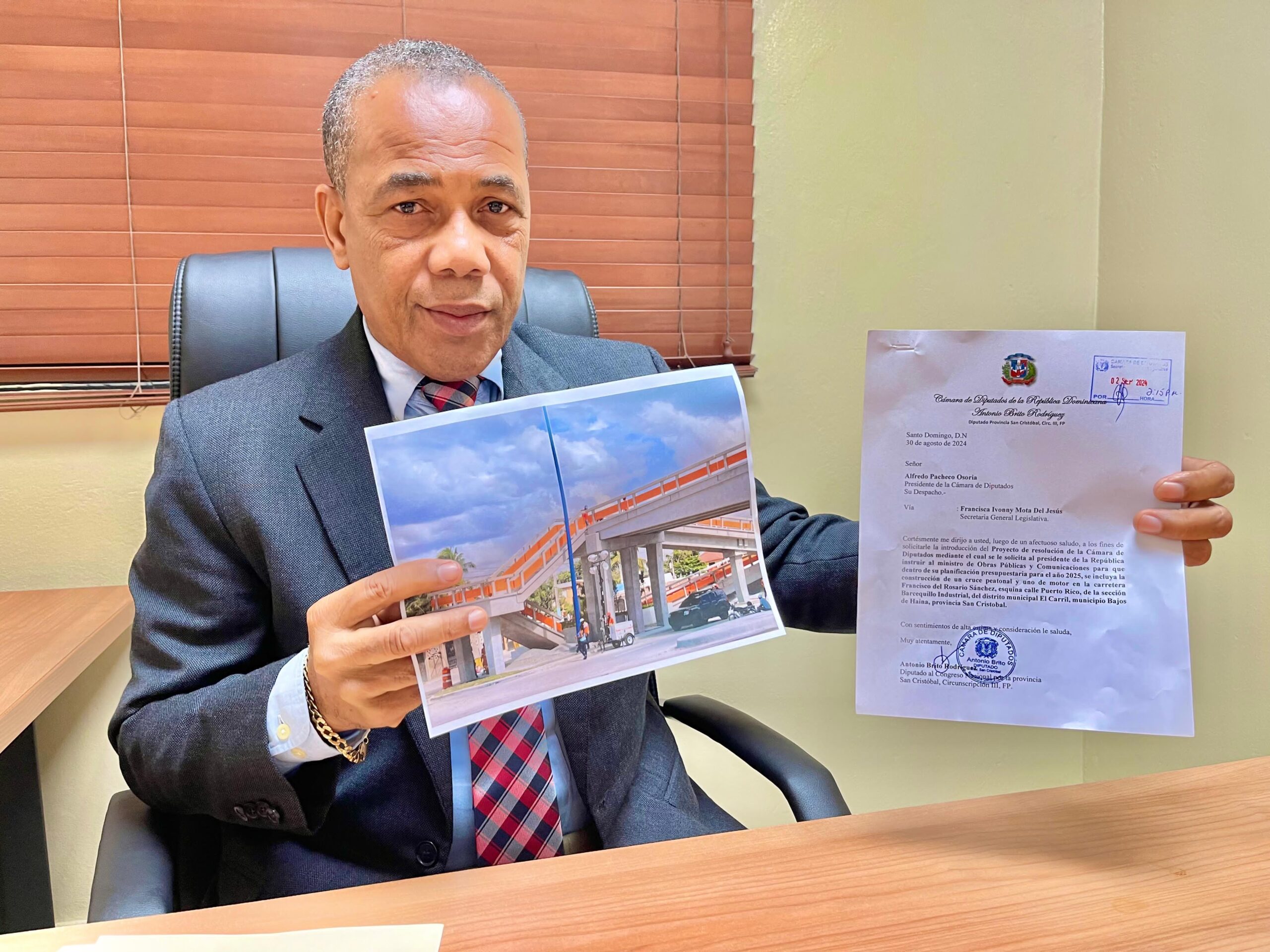 Diputado Antonio Brito solicita Abinader incluir en el presupuesto construcción de un puente peatonal en Haina