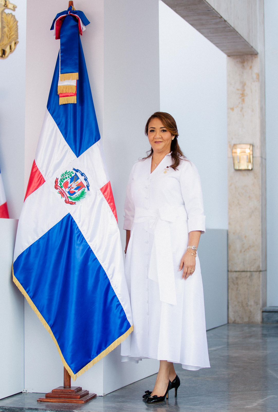 Abinader designa nuevos cónsules, embajadores y directora del Despacho Presidencial