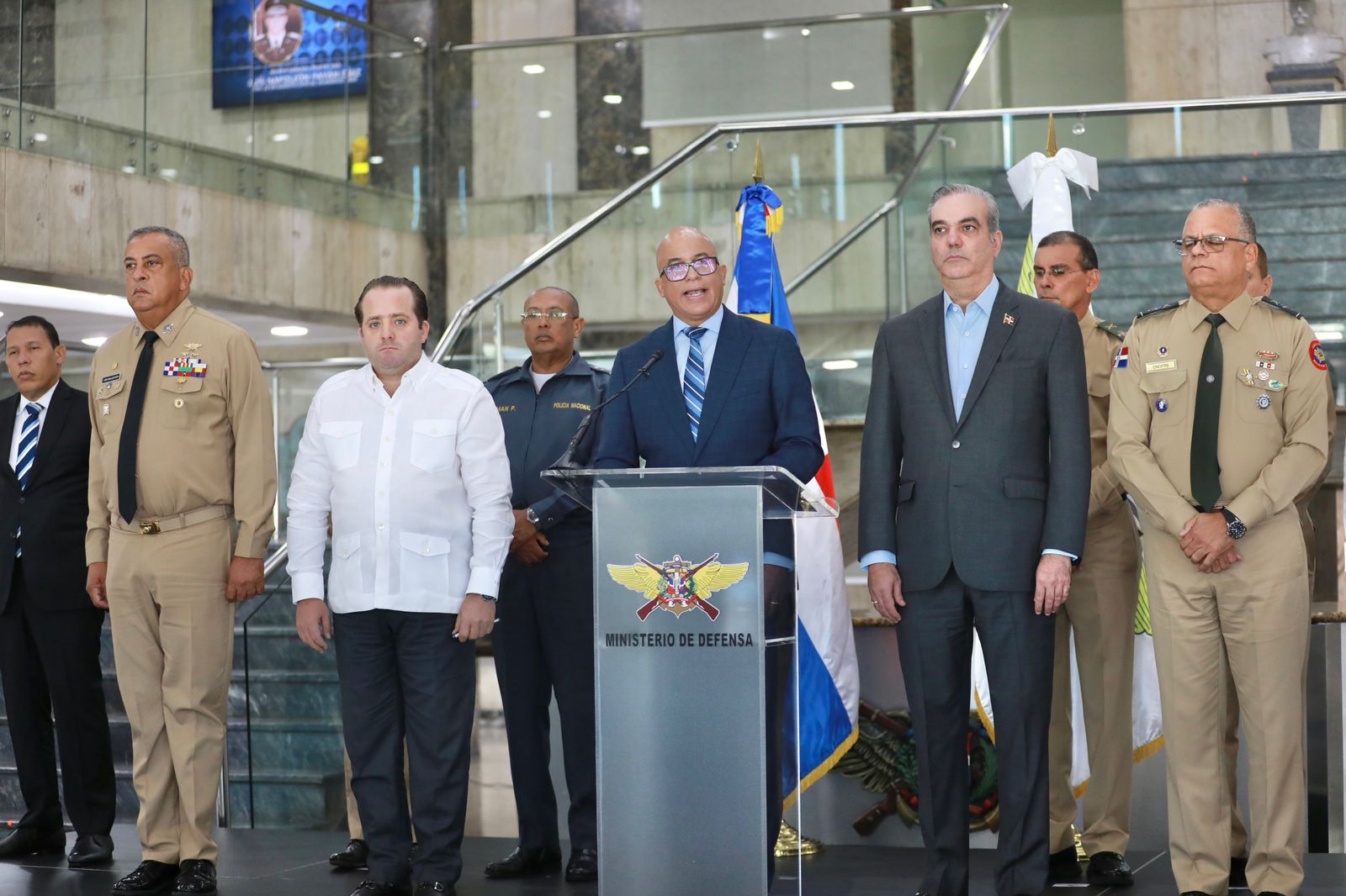 Acuerdan operativo para repatriar hasta 10 mil migrantes por semana