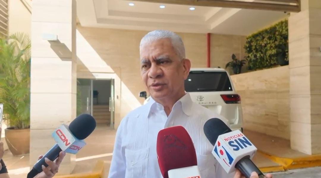 Presidente del Senado invita a todos los sectores a participar en debates sobre Reforma Fiscal Presidente del Senado invita a todos los sectores a participar en debates sobre Reforma Fiscal
