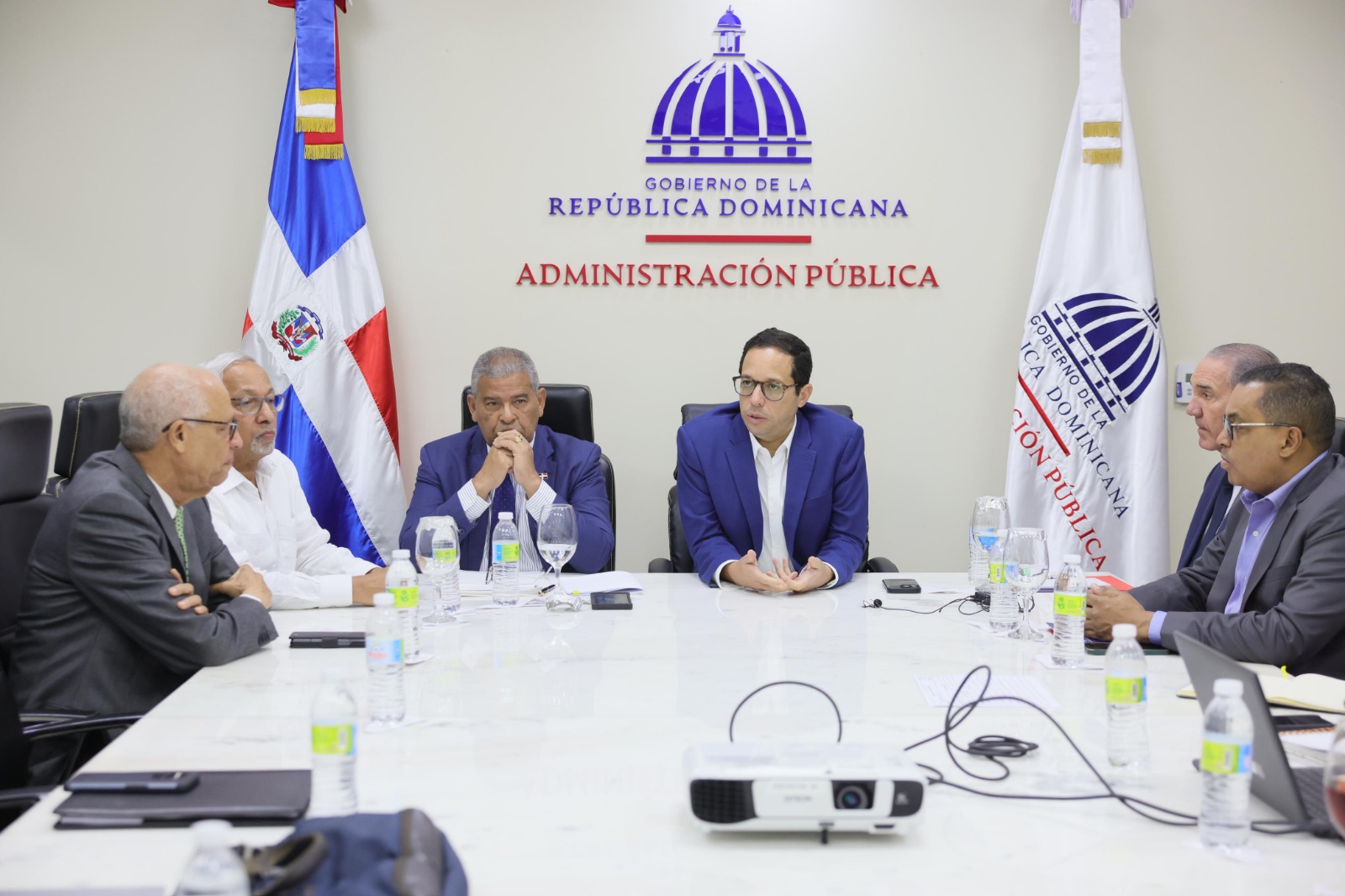 Comisión especial para la fusión Minerd-MESCyT realiza primera reunión de coordinación Comisión especial para la fusión Minerd-MESCyT realiza primera reunión de coordinación