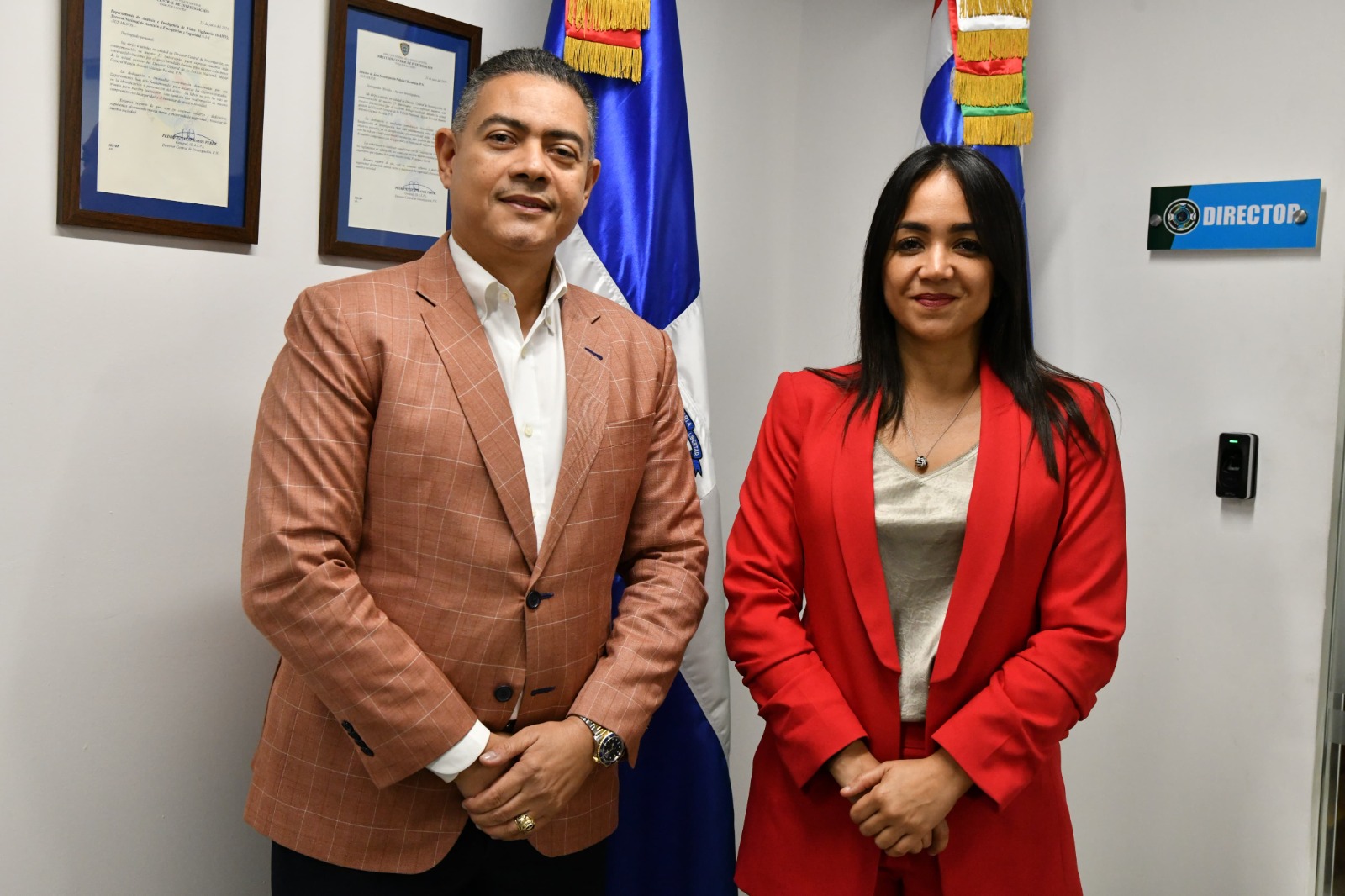 Ministra de Interior y Policía conoce avances investigación delitos tecnológicos