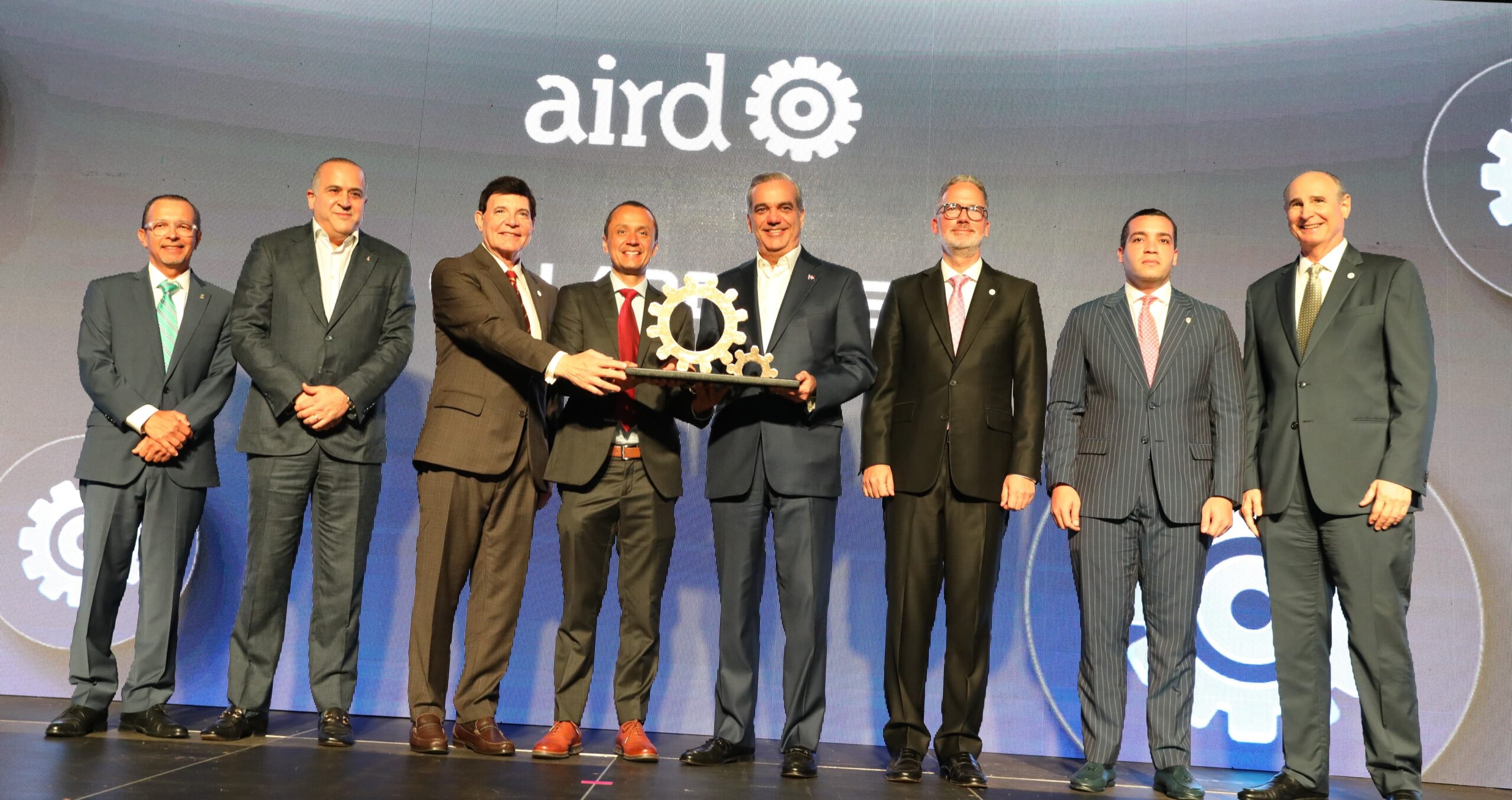 AIRD anuncia inversión de RD$87,000 millones para 2025; entrega Galardones Industriales