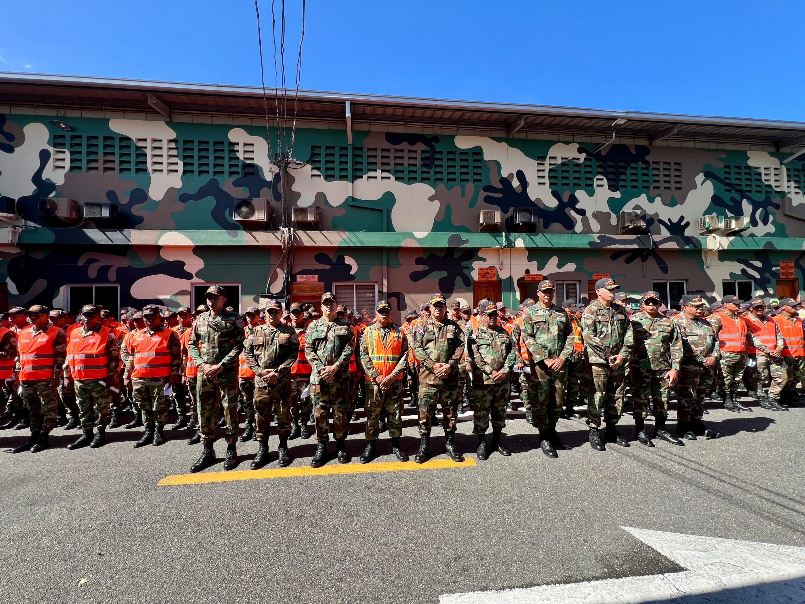Más de 1,200 miembros de la Comipol reforzarán a la PN en seguridad y asistencia vial con motivo de las navidades