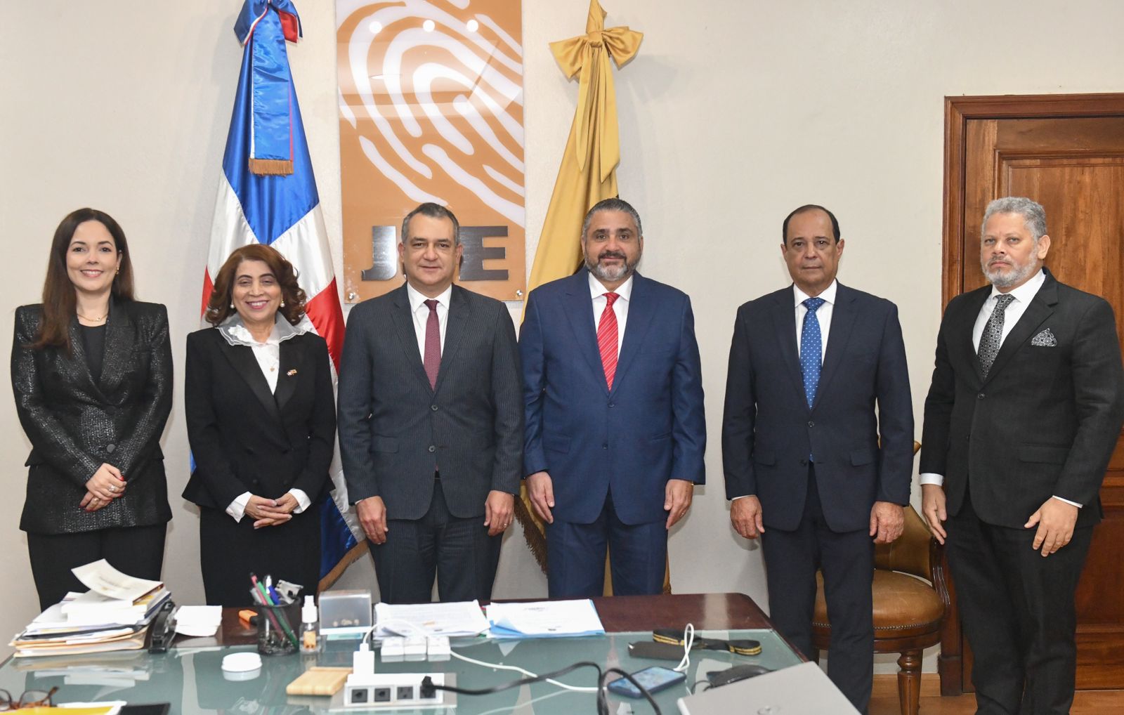 Pleno JCE aprueba gestionar convenio con CAPEL para actuar frente al fenómeno de la abstención electoral