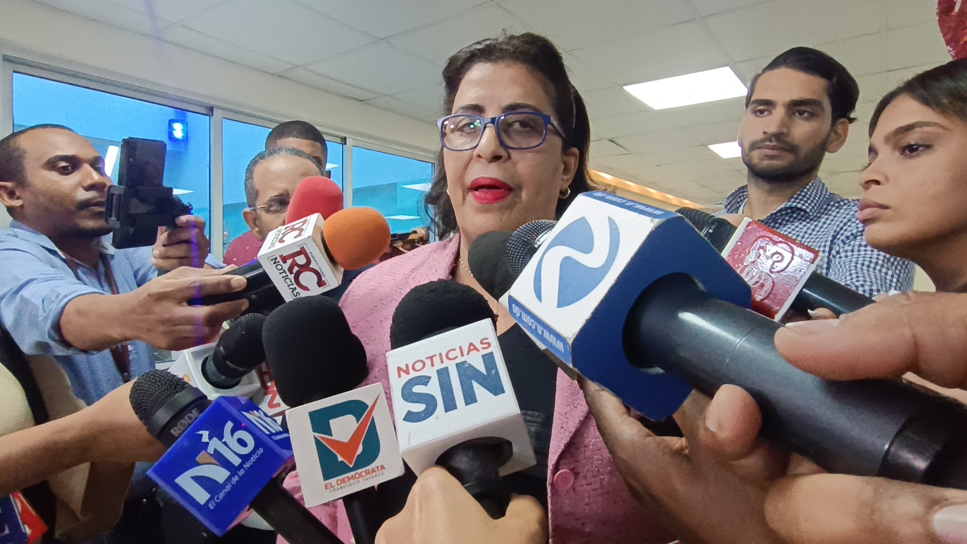 Elsa Peña se postula como presidenta de la CC; «si Janel vuelve a la presidencia cree no trabajaría con él» Elsa Peña se postula como presidenta de la CC; «si Janel vuelve a la presidencia cree no trabajaría con él»