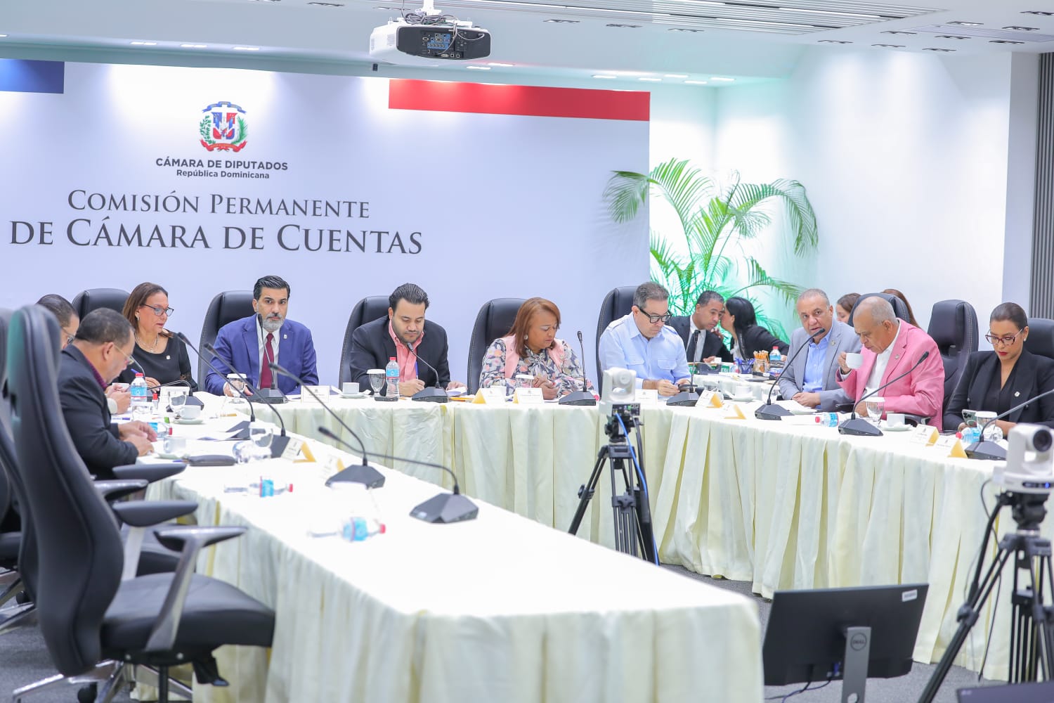 Comisión de Cámara de Cuentas concluye primera semana de entrevistas con 91 postulantes evaluados Comisión de Cámara de Cuentas concluye primera semana de entrevistas con 91 postulantes evaluados