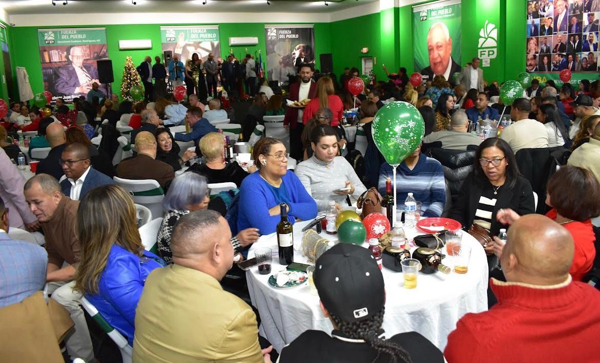 La Fuerza del Pueblo en New York celebra con gran éxito su fiesta de navidad 2024