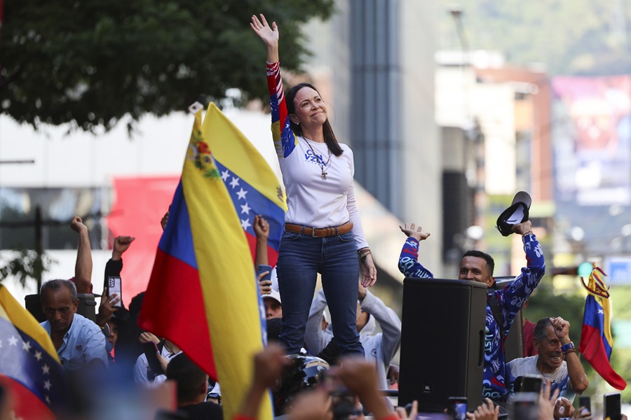 María Corina Machado dice que está en un «lugar seguro» tras denuncia de «retención»