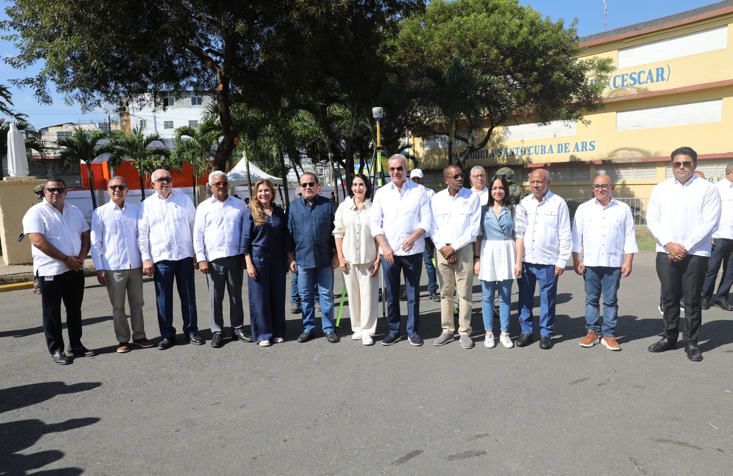 Gobierno lanza proyecto de titulación en el norte del DN; beneficiará más de 30,000 personas