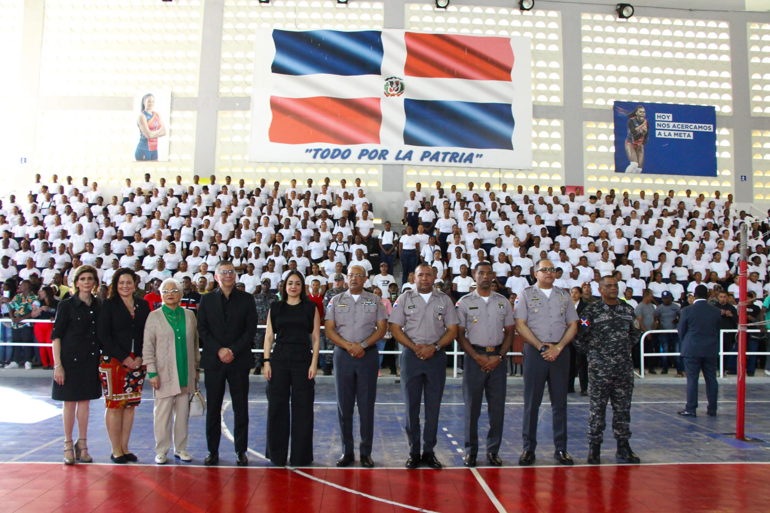 Policía Nacional da la bienvenida a 984 mujeres de la promoción 146 «María Trinidad Sánchez»
