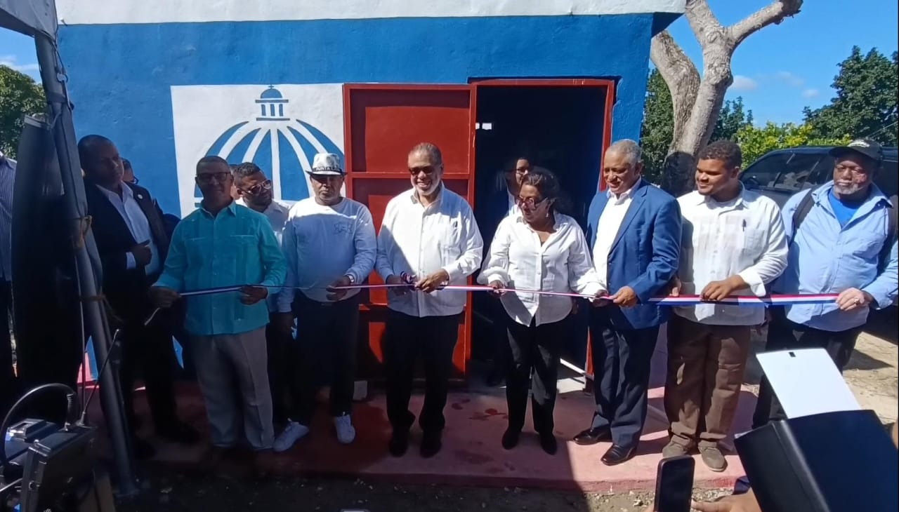 Desarrollo de la Comunidad entrega pozos de agua en La Caleta; miles serán beneficiados