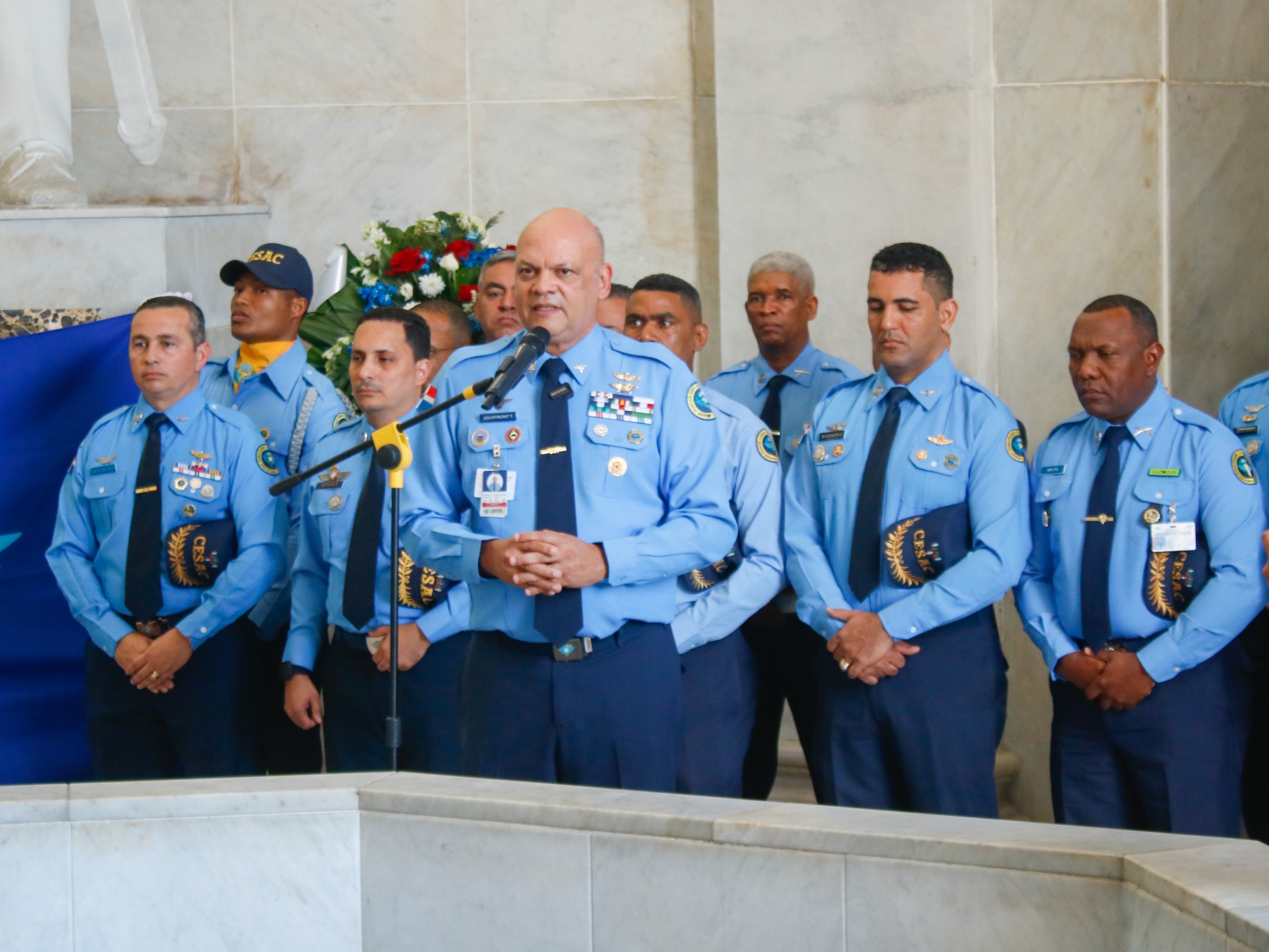Con ofrenda floral en el Altar de la Patria, inició celebración por el 28 aniversario del CESAC