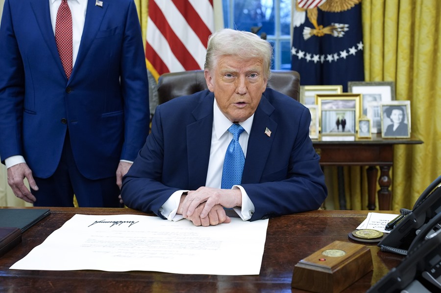 Trump dice que «definitivamente» impondrá aranceles a la Unión Europea y gravará más productos Trump dice que «definitivamente» impondrá aranceles a la Unión Europea y gravará más productos