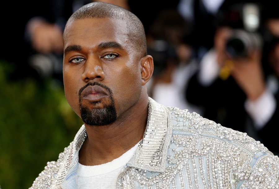 Kanye West, ahora Ye, asegura ser nazi y dice que controla a su pareja