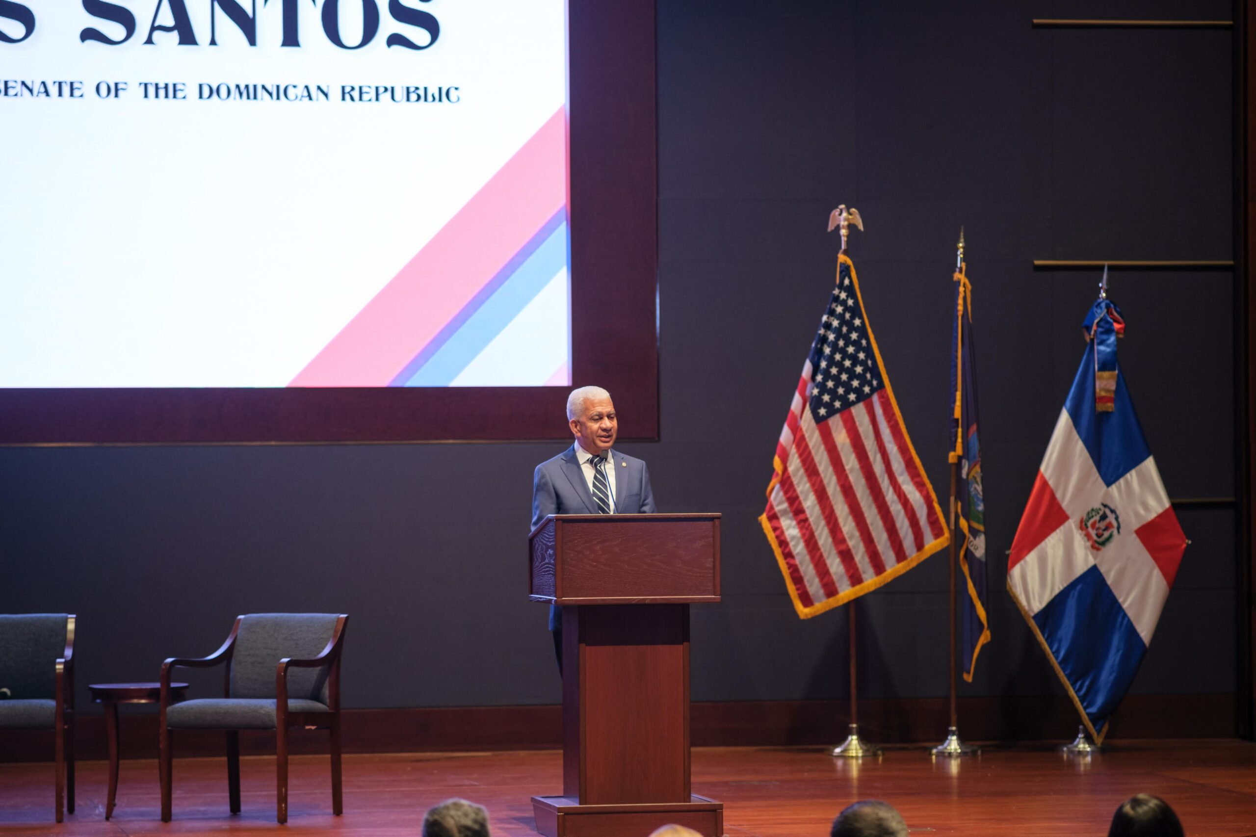 Ricardo de los Santos ante Capitolio de EEUU llama aprovechar ventajas ofrece nearshoring para ambos mercados