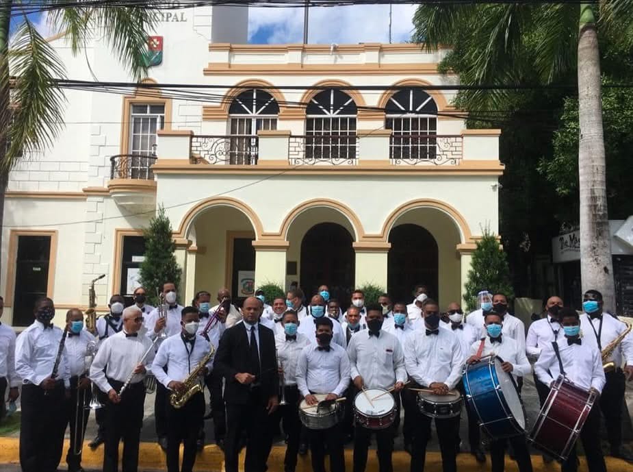 Poder Ejecutivo promulga ley que declara la Banda de Música de San Cristóbal como Patrimonio Artístico de la Nación Poder Ejecutivo promulga ley que declara la Banda de Música de San Cristóbal como Patrimonio Artístico de la Nación
