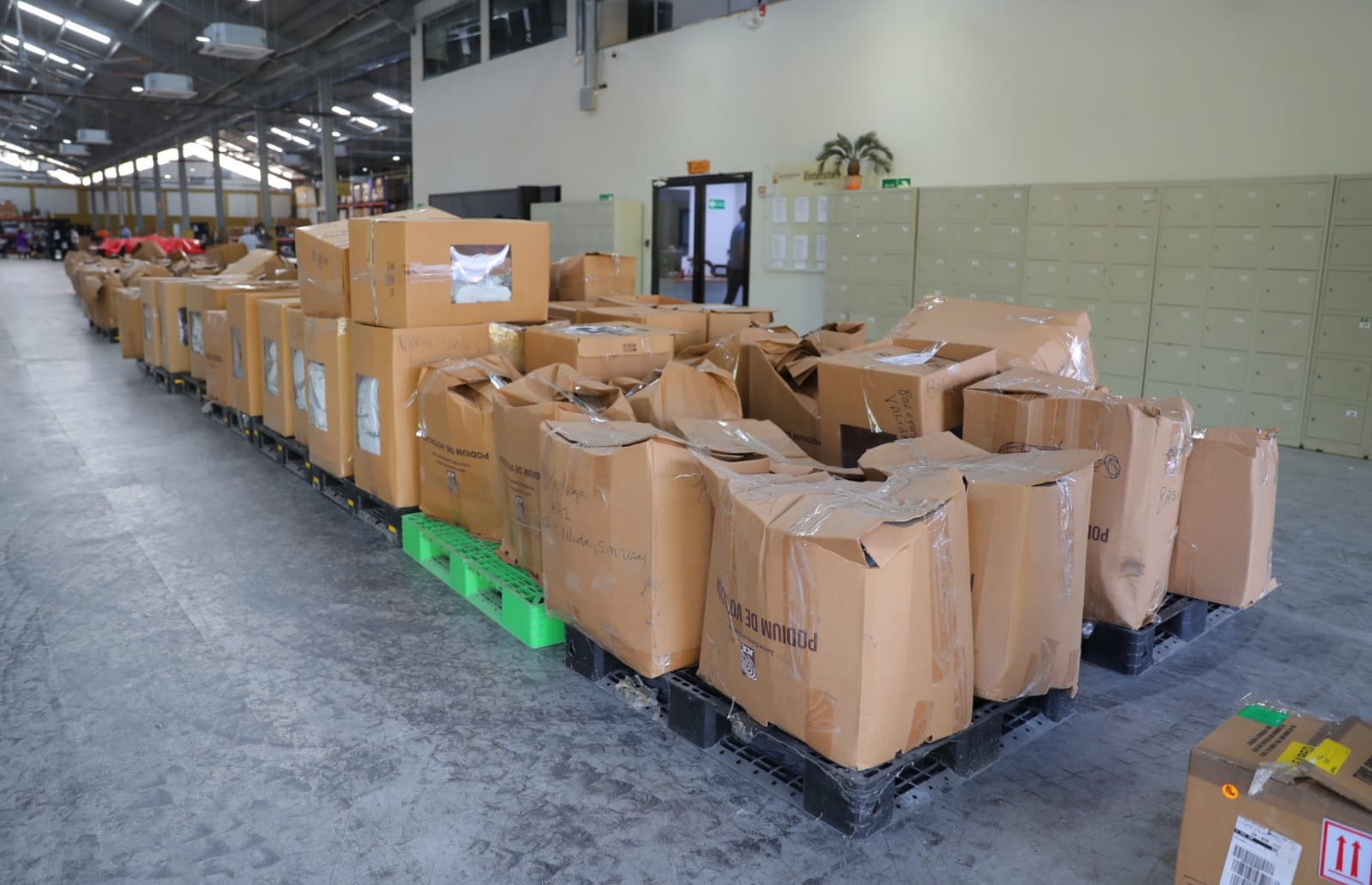 La JCE inició proceso de trituración de material sobrante de las elecciones de mayo 2024