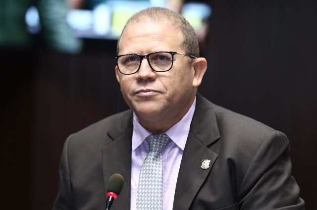 Rafael Castillo realiza propuesta ante colapso del tránsito con nuevo Palacio de Justicia