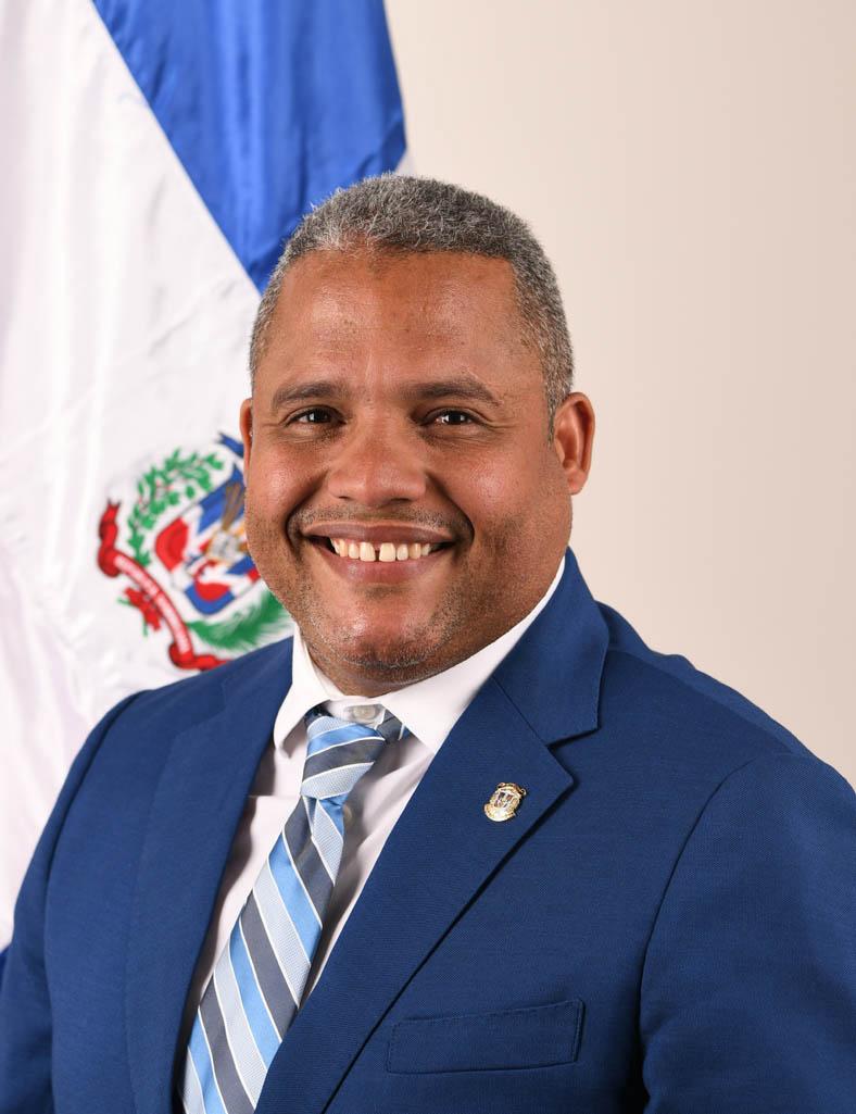 Diputados Willy Sánchez y Carmen Leyda cambian su posición ante propuesta de cambio de nombre de provincia Peravia