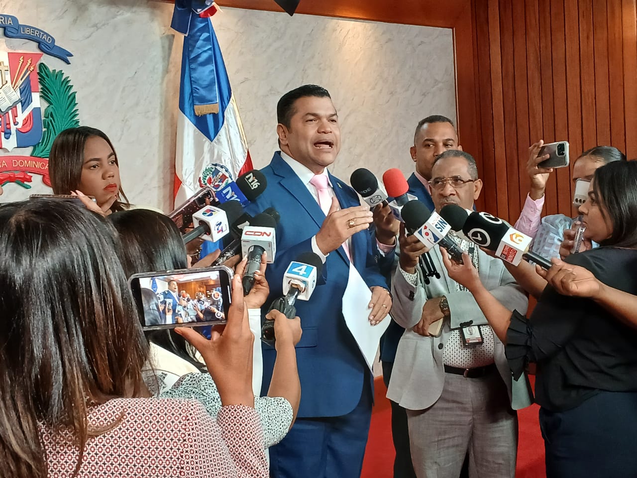 Tobías Crespo reintroduce proyecto modifica Ley de Tránsito Tobías Crespo reintroduce proyecto modifica Ley de Tránsito