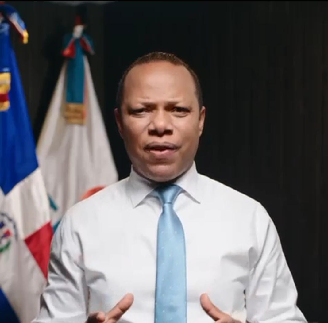 Milton Morrison presenta iniciativas para fortalecer la seguridad vial