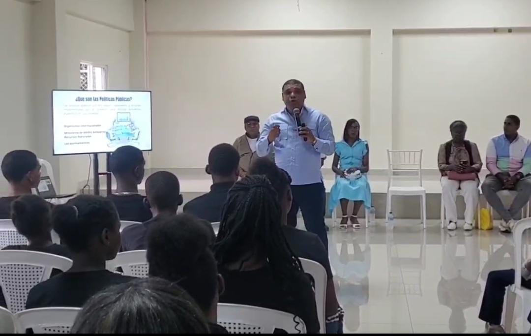 Diputado del PRD promueve conciencia ambiental en Santo Domingo Norte