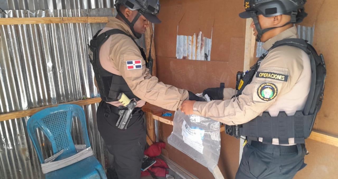 Autoridades confiscan más de medio millón de gramos de narcóticos en diferentes operativos