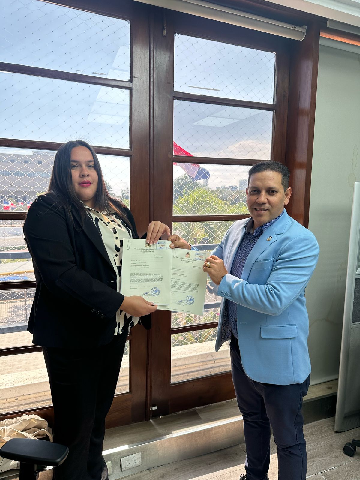 Diputado solicita CAIPI y oficina del Plan Social de la Presidencia en Jima Abajo