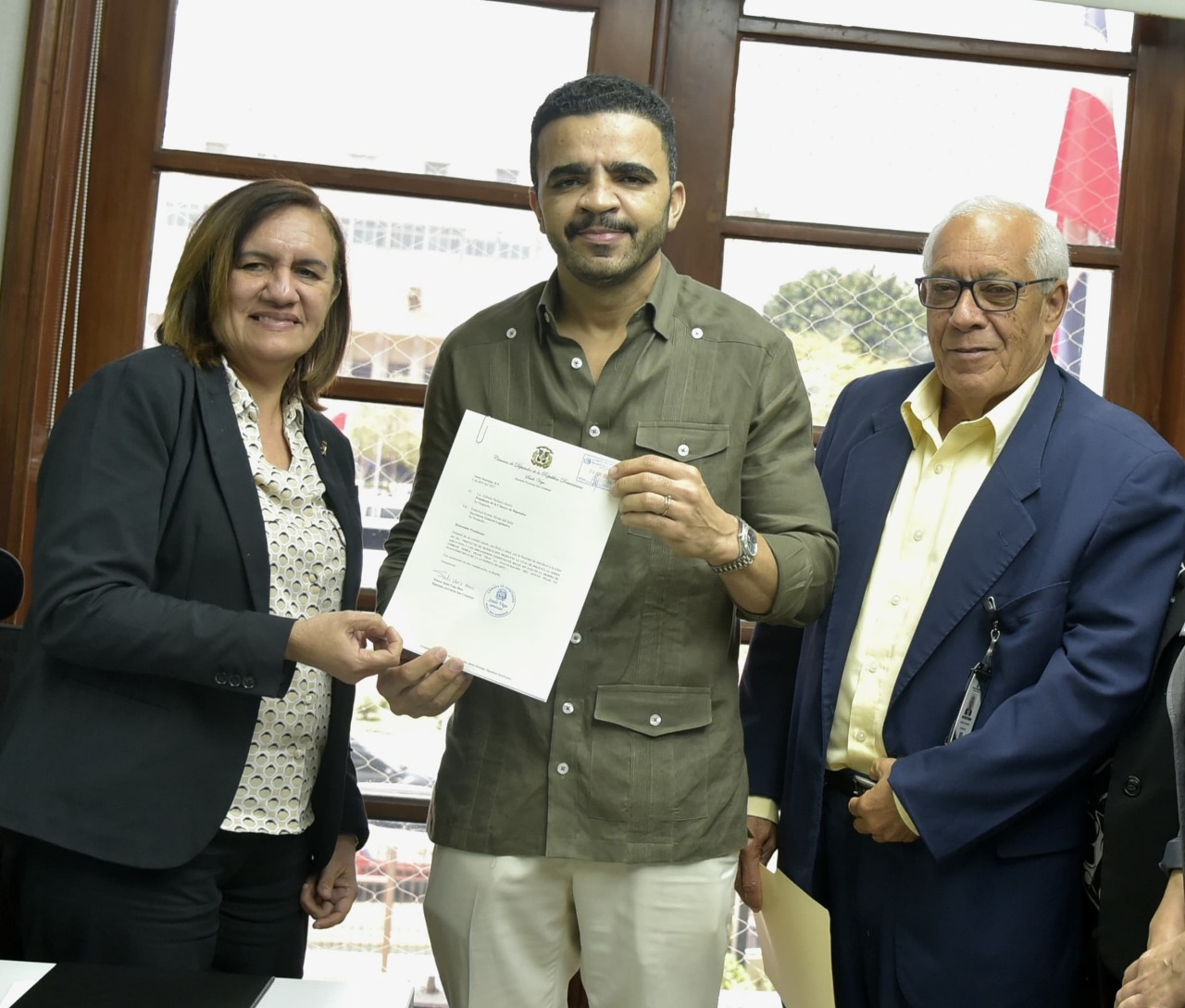 Iniciativa legislativa propone dejar sin efecto cobro doble en peaje de la autopista Duarte Iniciativa legislativa propone dejar sin efecto cobro doble en peaje de la autopista Duarte