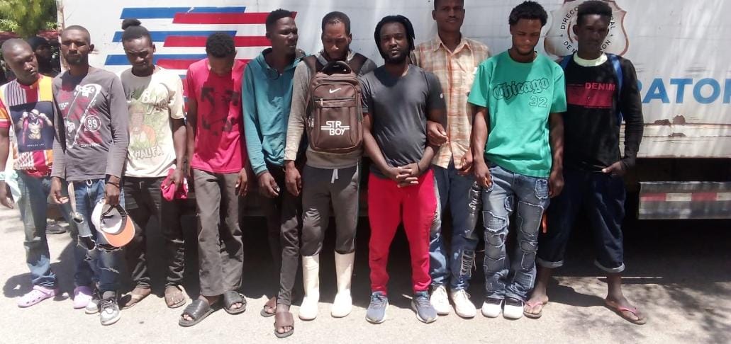 Migración detiene 1,129 y deporta otros 838 haitianos en condición irregular