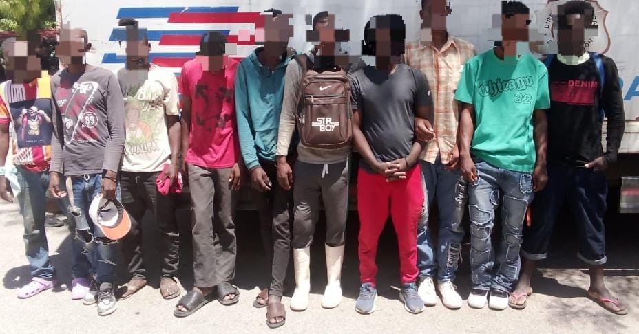 DGM mantiene intensidad en interdicciones detiene 1,338 ilegales y deporta otros 950 DGM mantiene intensidad en interdicciones detiene 1,338 ilegales y deporta otros 950