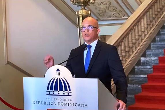 Gobierno reafirma su política migratoria: firme, legal y sin regularización Gobierno reafirma su política migratoria: firme, legal y sin regularización