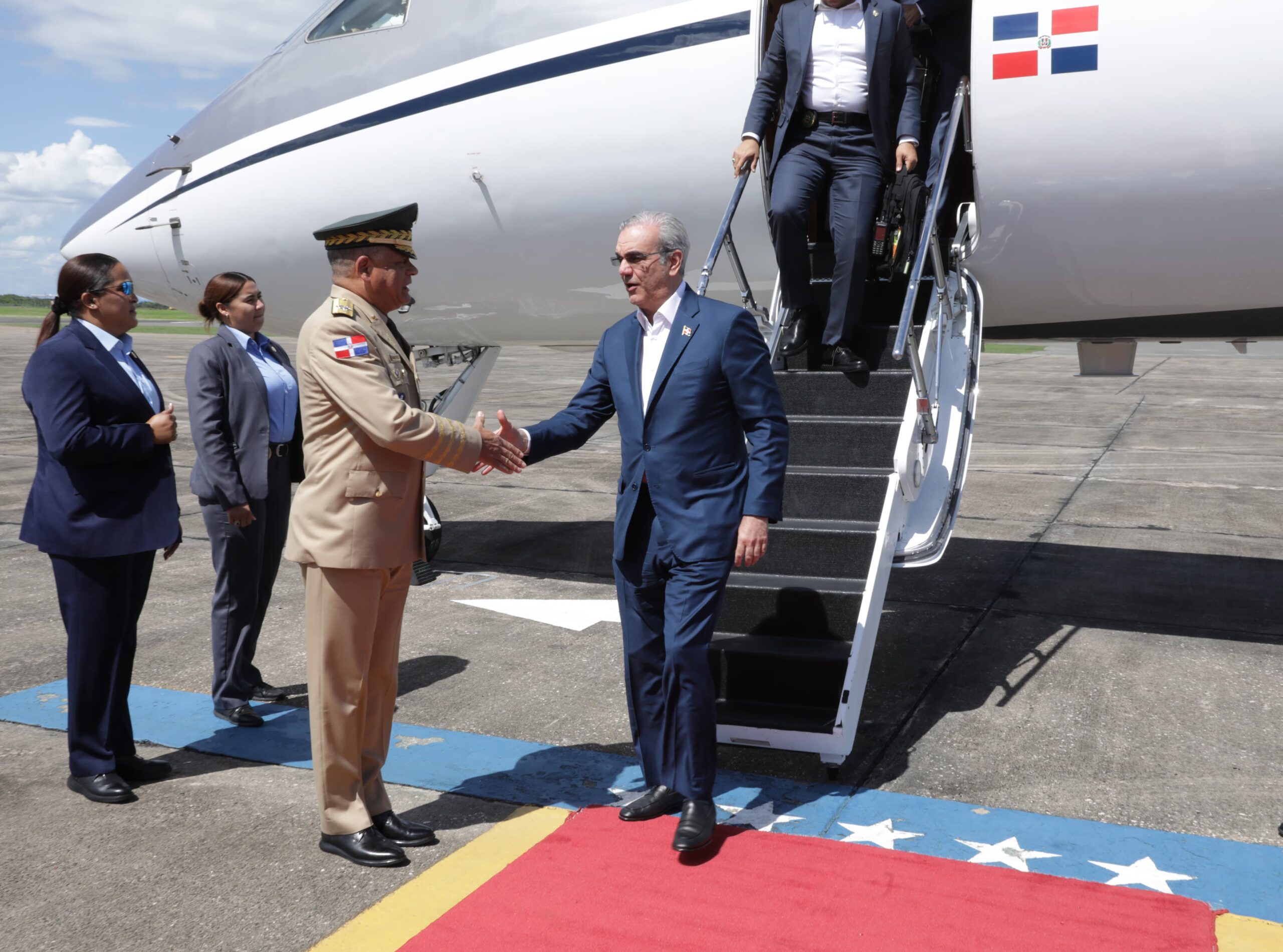 Abinader retorna al país tras reunión bilateral con Marco Rubio en Washington Abinader retorna al país tras reunión bilateral con Marco Rubio en Washington