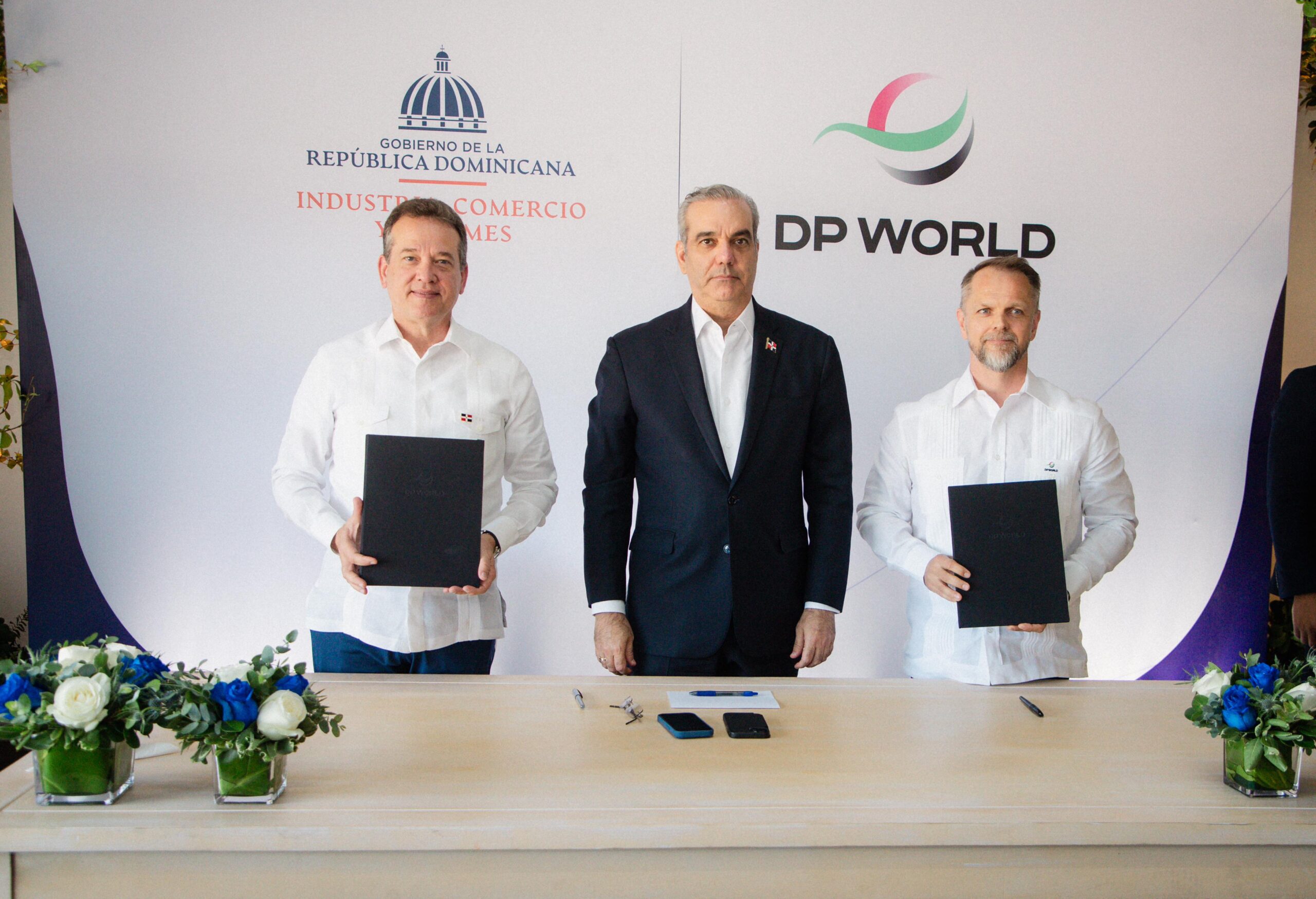 Gobierno y DP World buscan expandir zona franca y capacidad portuaria con inversión histórica de US$760 millones