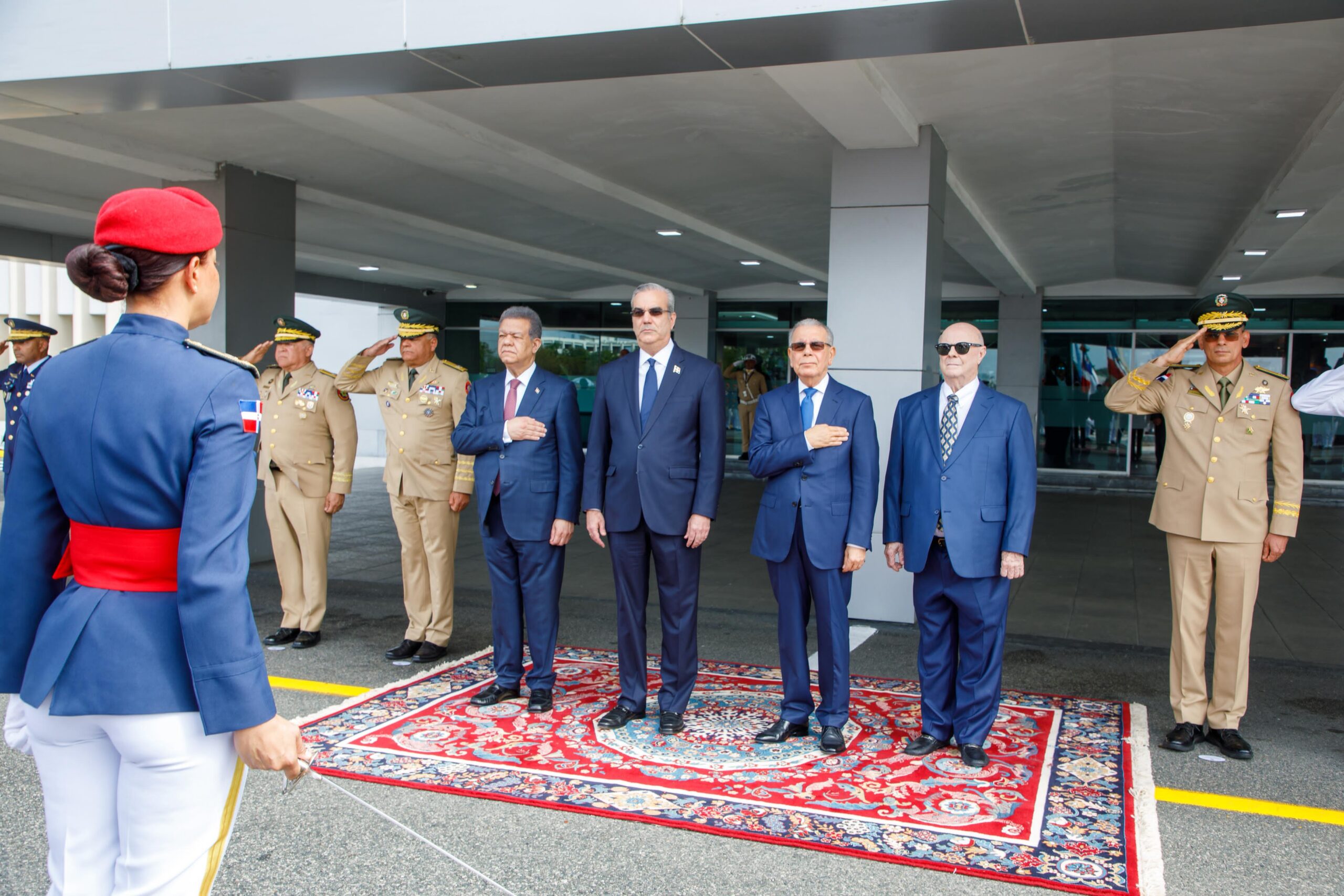 Presidente Abinader y líderes históricos acuerdan postura común ante desafío de seguridad nacional