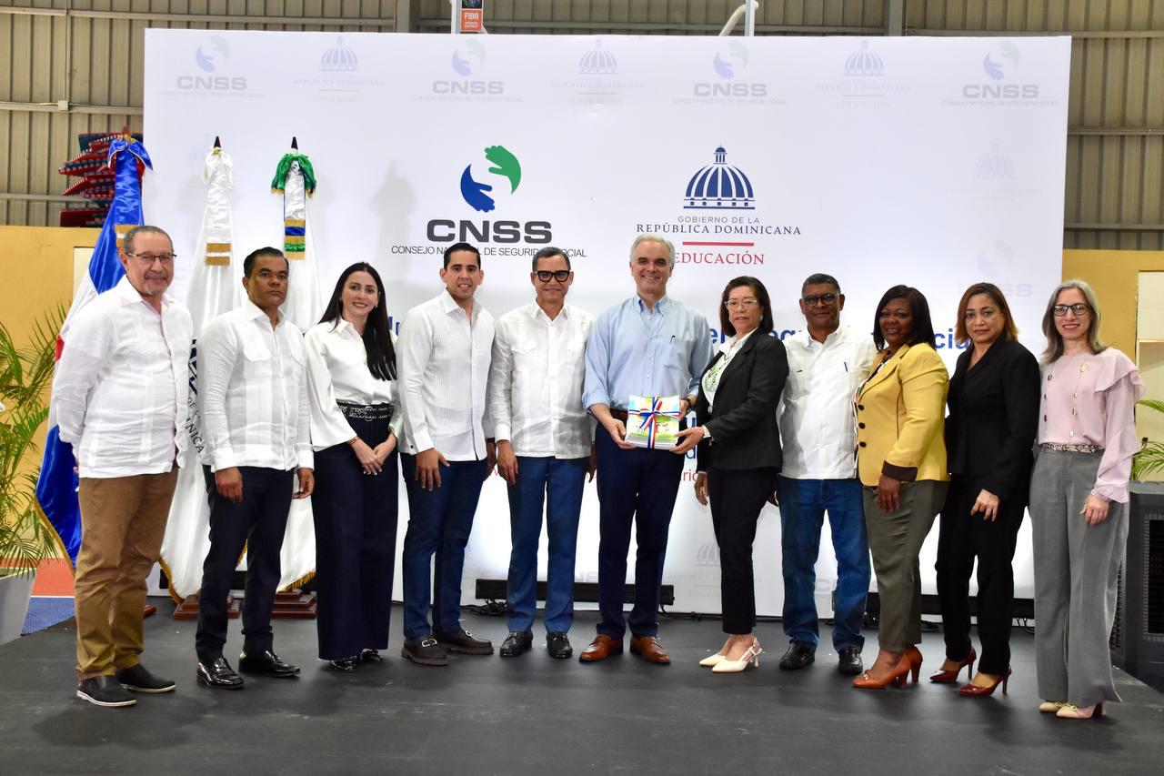 MINERD y CNSS lanzan programa educativo en las escuelas para promover la seguridad social MINERD y CNSS lanzan programa educativo en las escuelas para promover la seguridad social