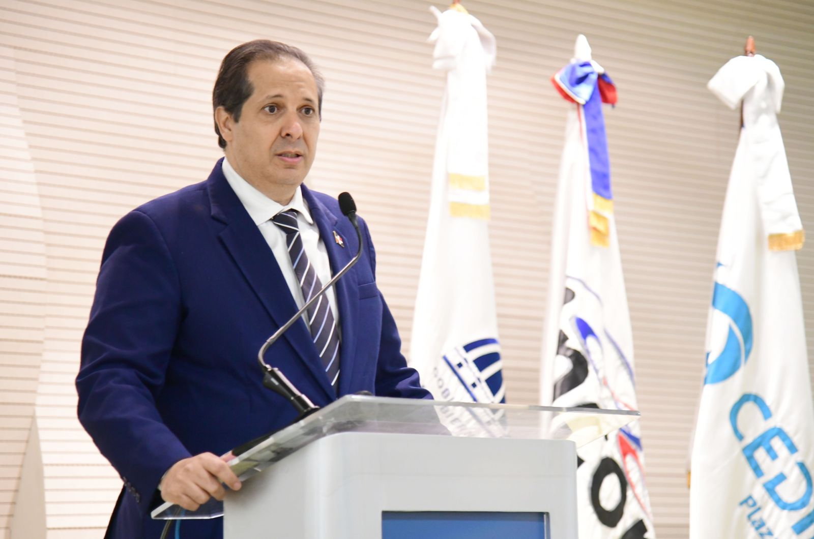 Expoturismo 2025 rendirá homenaje al Dr. Víctor Atallah por su destacada trayectoria médica y visión de salud pública