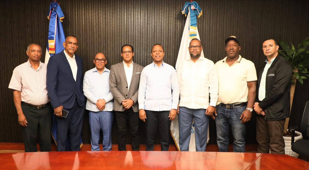 Fenacho y Gobierno acuerdan iniciar mesa de diálogo y de trabajo