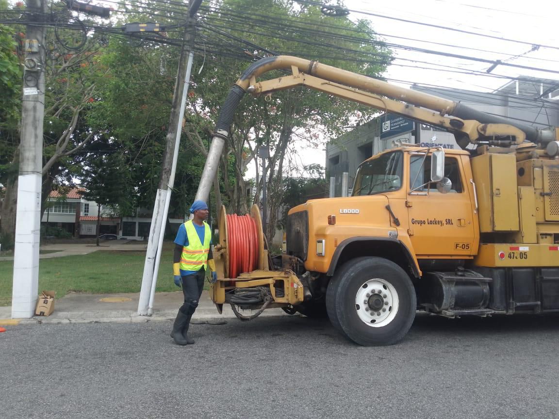 Alcaldía del Distrito Nacional amplía limpieza preventiva para mitigar efectos de las lluvias